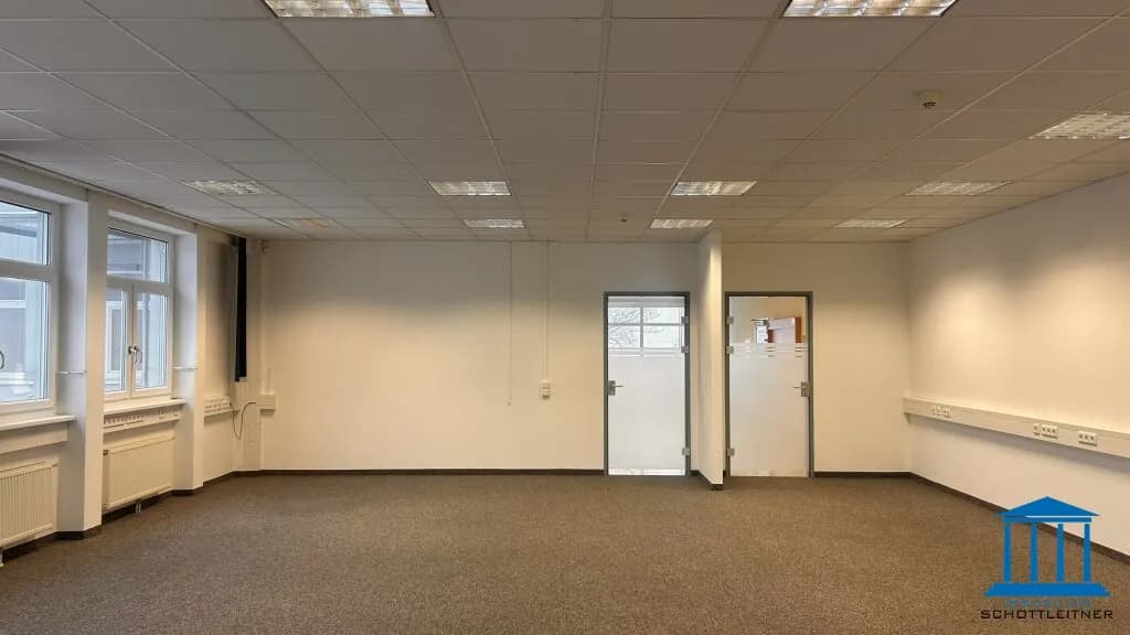20-Zimmer-Gewerbeimmobilie mieten in Wiener Neustadt – 929 m², € 10.563 – Bild 2 von 62