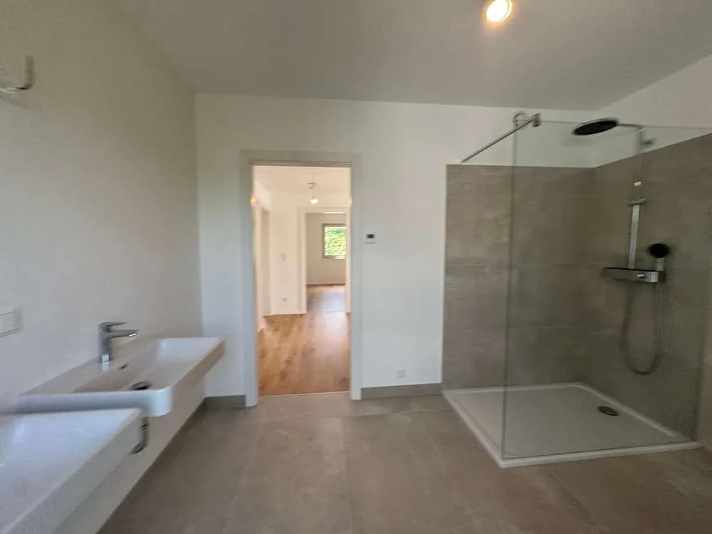 4-Zimmer-Haus mieten in Wien – 130,87 m², € 3.950 – Bild 16 von 17