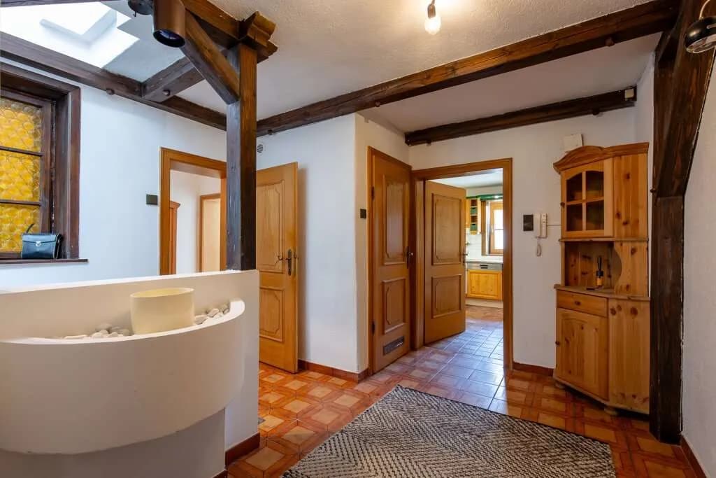 6-Zimmer-Haus kaufen in Salzburg-Umgebung – 237 m², € 775.000 – Bild 2 von 10