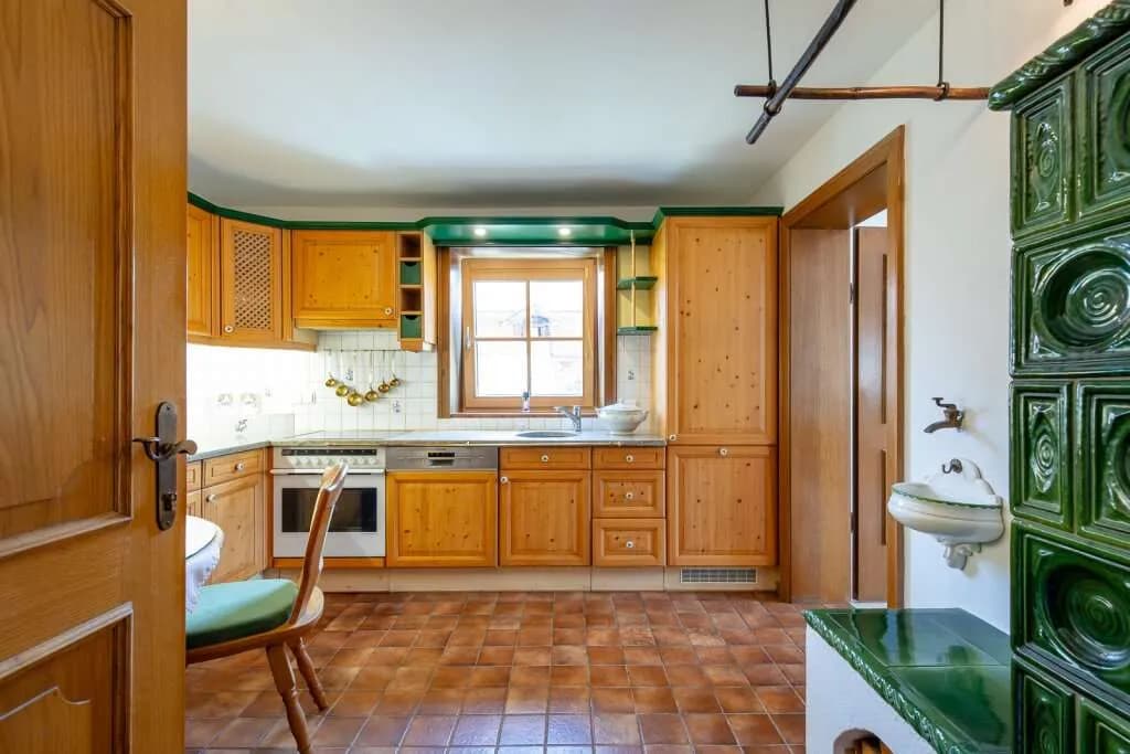 6-Zimmer-Haus kaufen in Salzburg-Umgebung – 237 m², € 775.000 – Bild 3 von 10