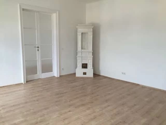 2-Zimmer-Wohnung mieten in Neunkirchen – 64 m², € 740
