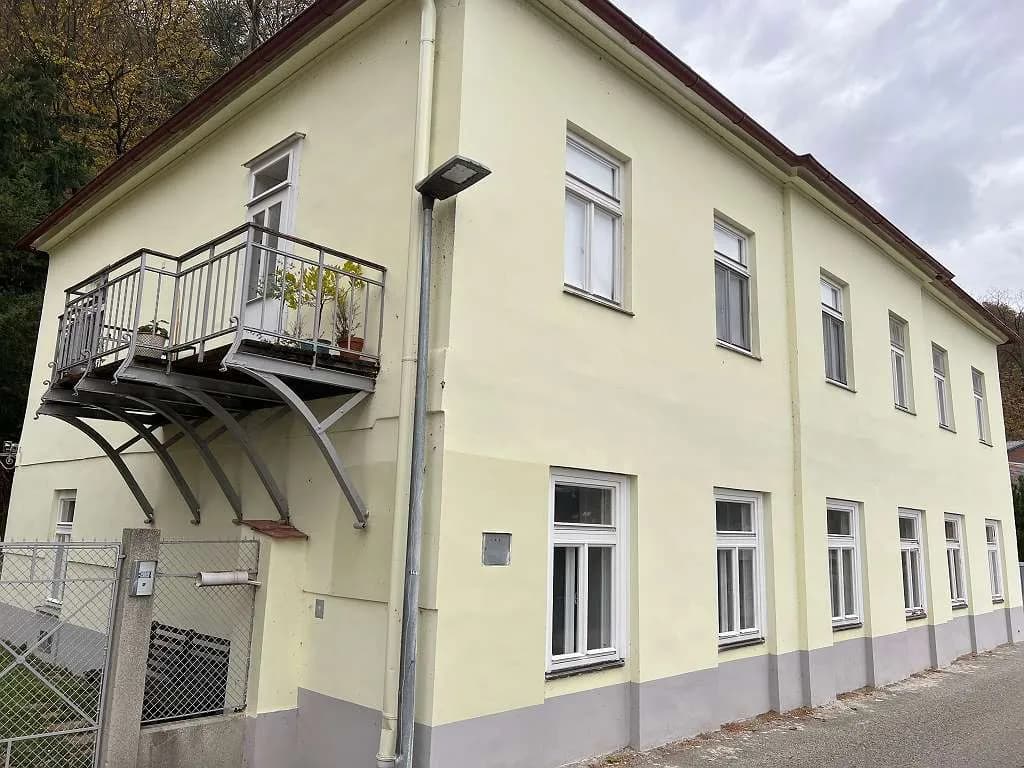 2-Zimmer-Wohnung mieten in Neunkirchen – 64 m², € 740 – Bild 12 von 16
