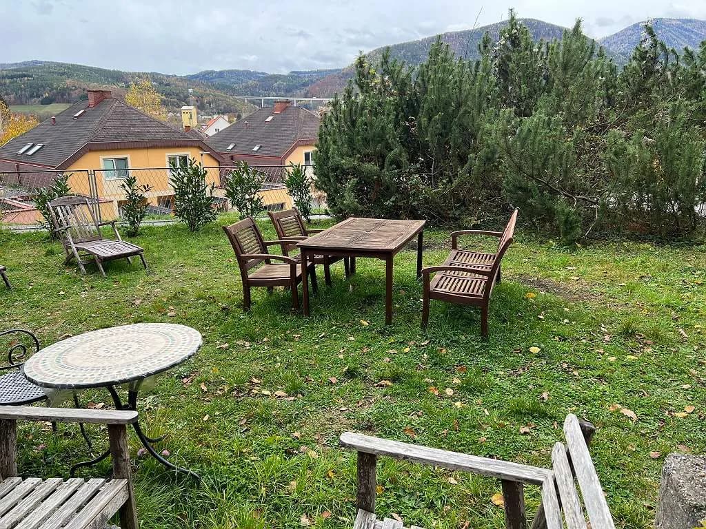 2-Zimmer-Wohnung mieten in Neunkirchen – 64 m², € 740 – Bild 13 von 16