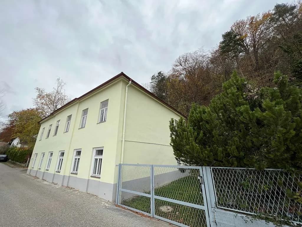 2-Zimmer-Wohnung mieten in Neunkirchen – 64 m², € 740 – Bild 14 von 16