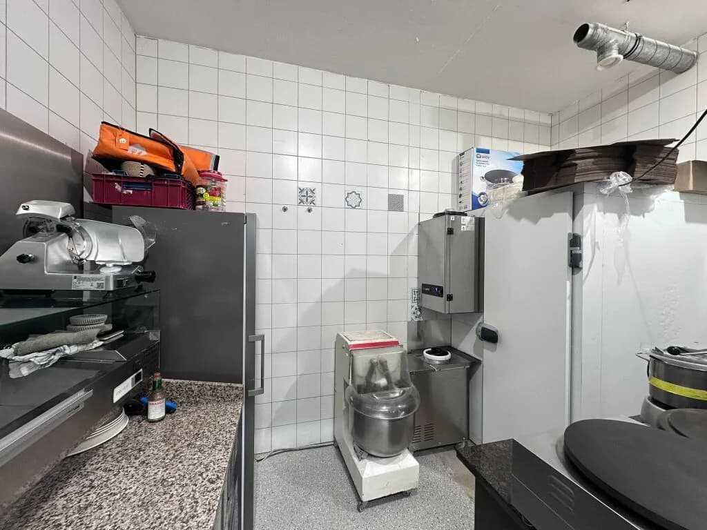 Gewerbeimmobilie mieten in Innsbruck-Land – 155 m², € 3.054 – Bild 12 von 22