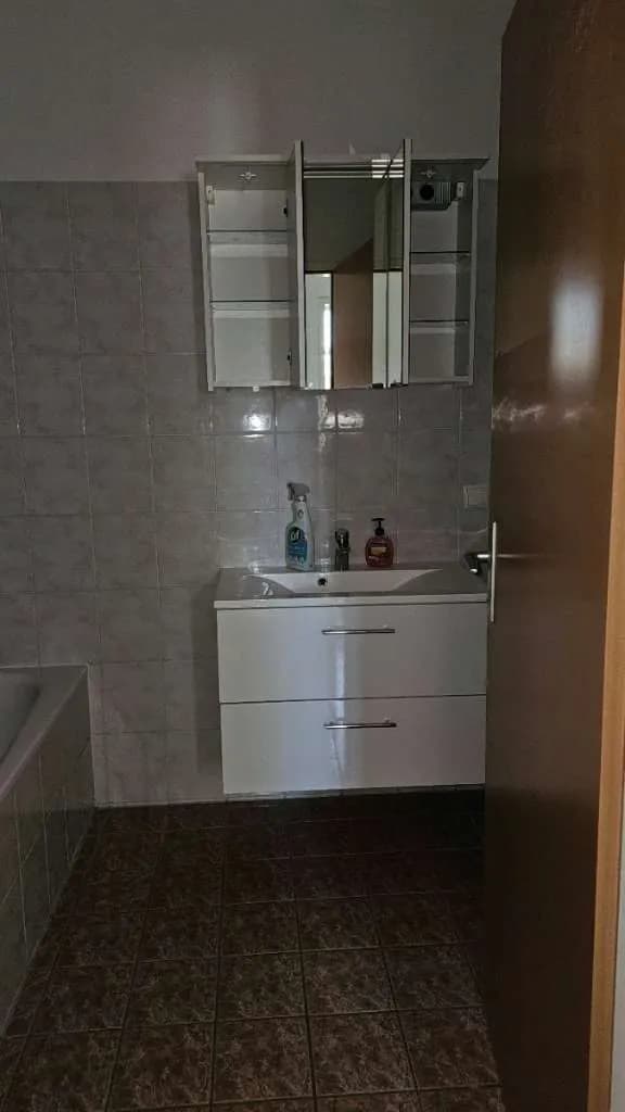 3-Zimmer-Wohnung mieten in Baden – 63 m², € 990 – Bild 8 von 18
