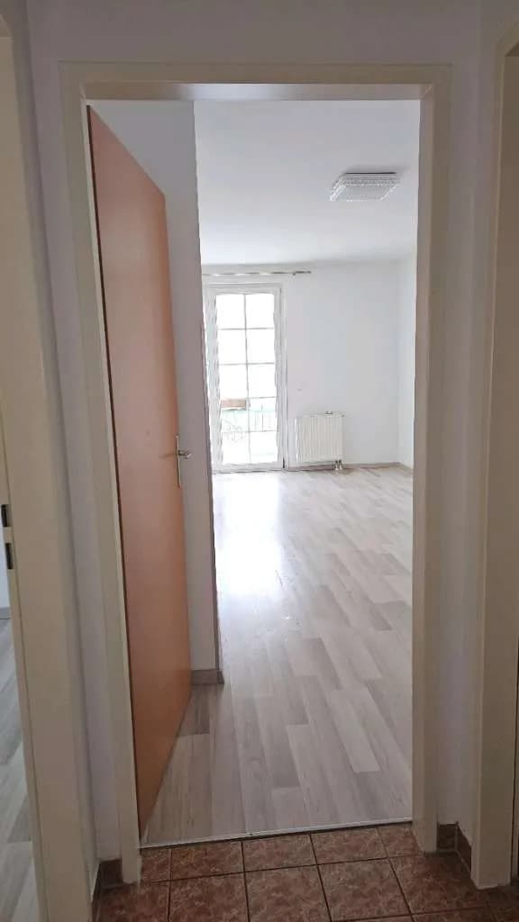 3-Zimmer-Wohnung mieten in Baden – 63 m², € 990 – Bild 12 von 18