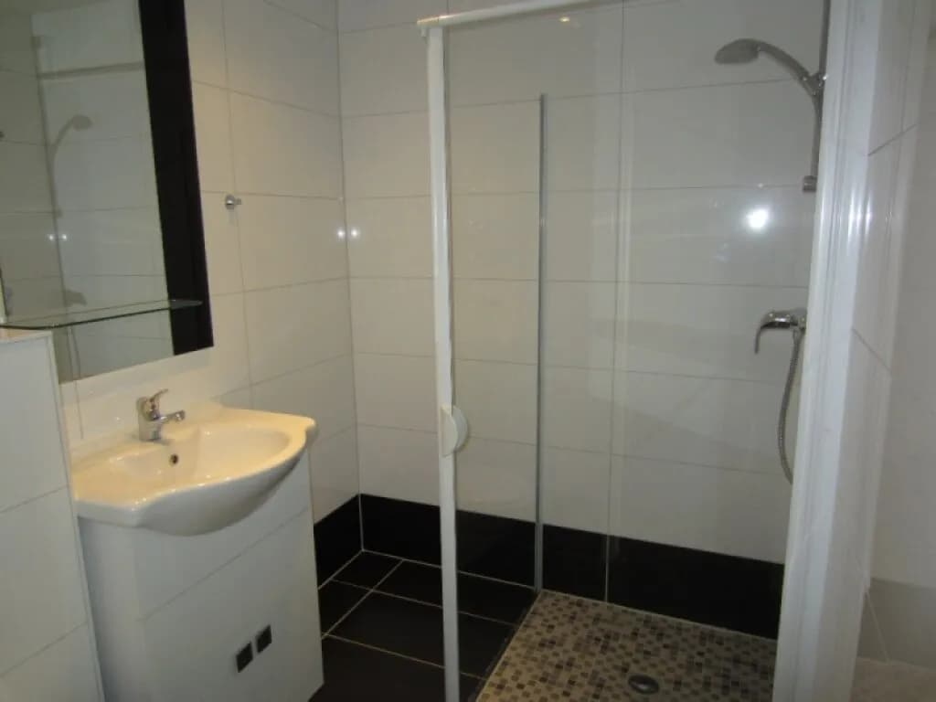 1-Zimmer-Wohnung mieten in Salzburg Stadt – 28 m², € 765 – Bild 5 von 9
