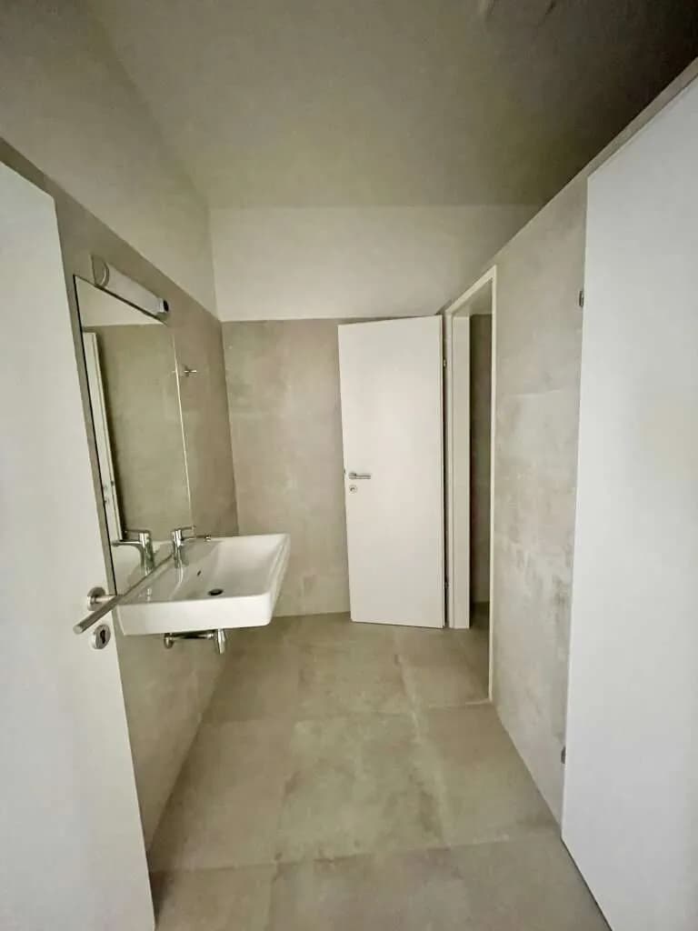 Gewerbeimmobilie mieten in Neusiedl am See – 181 m², € 1.800 – Bild 8 von 9