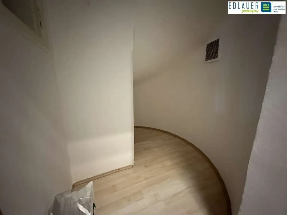 Gewerbeimmobilie mieten in Sankt Pölten – 160 m², € 2.211 – Bild 7 von 12