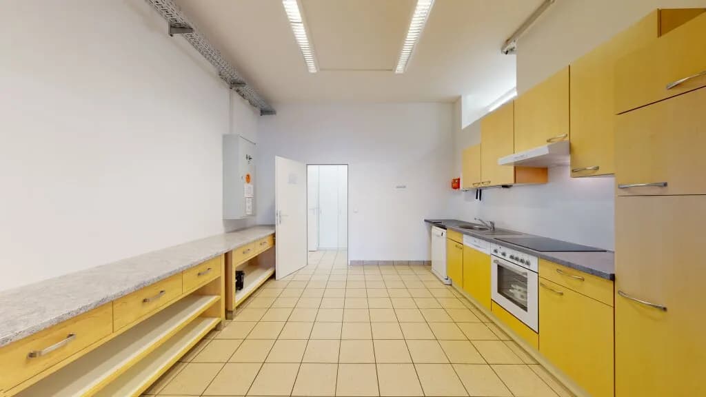 Gewerbeimmobilie mieten in Mödling – 234 m², € 2.680 – Bild 3 von 15