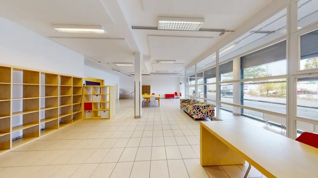 Gewerbeimmobilie mieten in Mödling – 234 m², € 2.680 – Bild 8 von 15