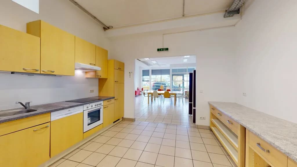 Gewerbeimmobilie mieten in Mödling – 234 m², € 2.680 – Bild 10 von 15
