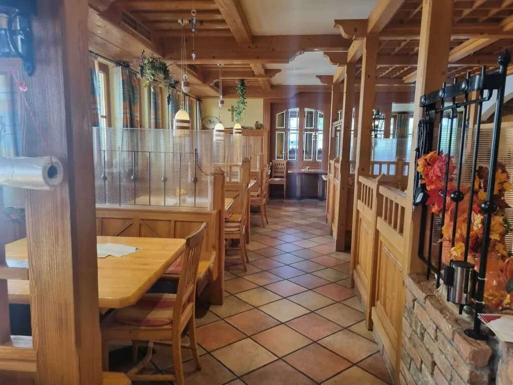 Gewerbeimmobilie kaufen in Baden – 230 m² – Bild 9 von 15
