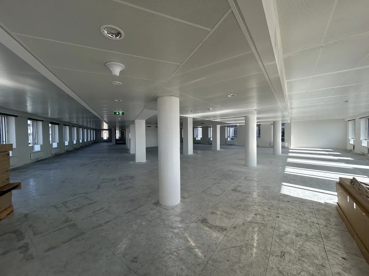 Gewerbeimmobilie mieten in Wien – 796 m², € 18