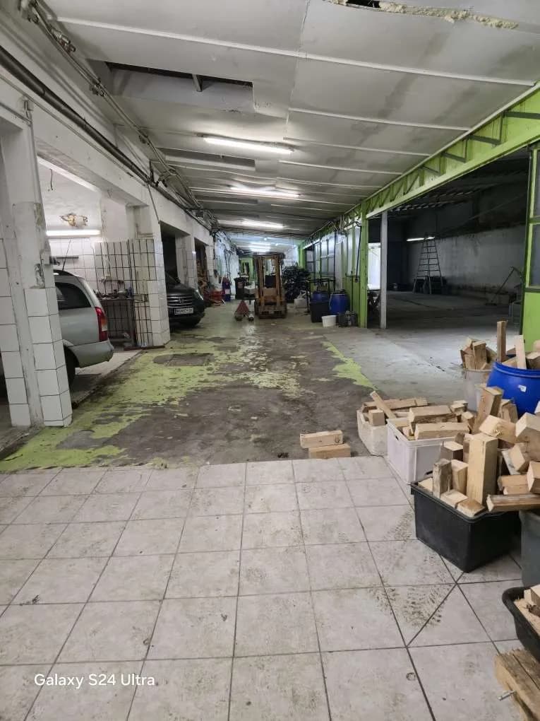 Gewerbeimmobilie mieten in Wien – 800 m², € 6.800 – Bild 2 von 3