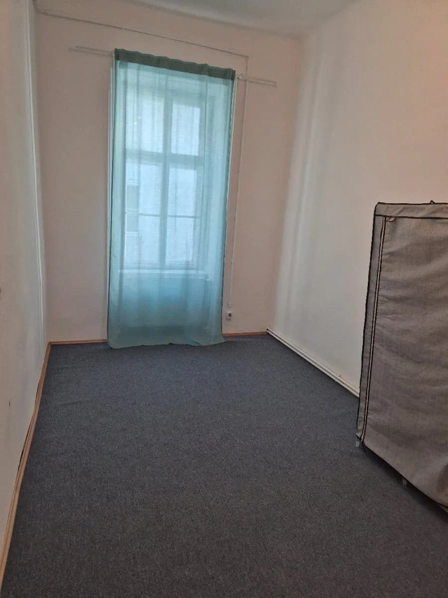 7-Zimmer-Wohnung mieten in Wien – 210 m², € 800 – Bild 8 von 24