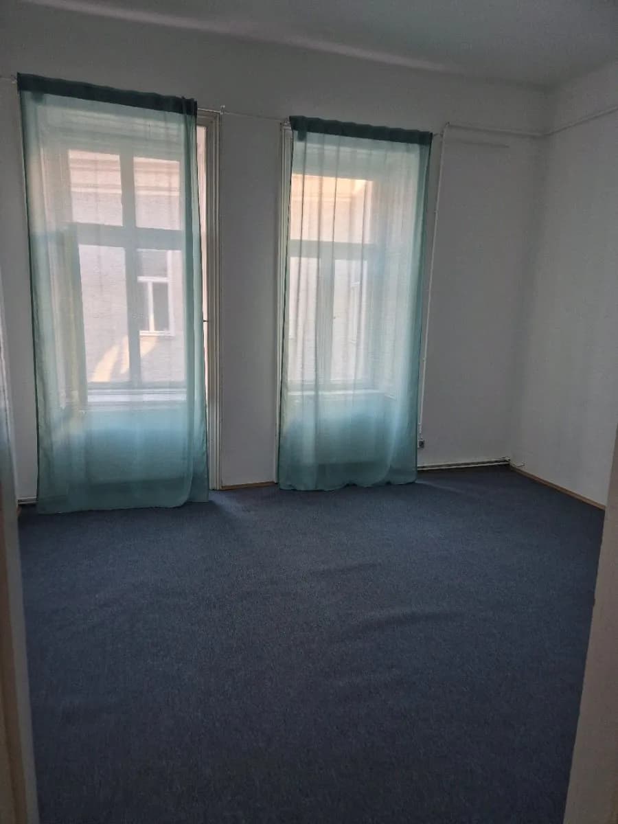 7-Zimmer-Wohnung mieten in Wien – 210 m², € 800 – Bild 18 von 24