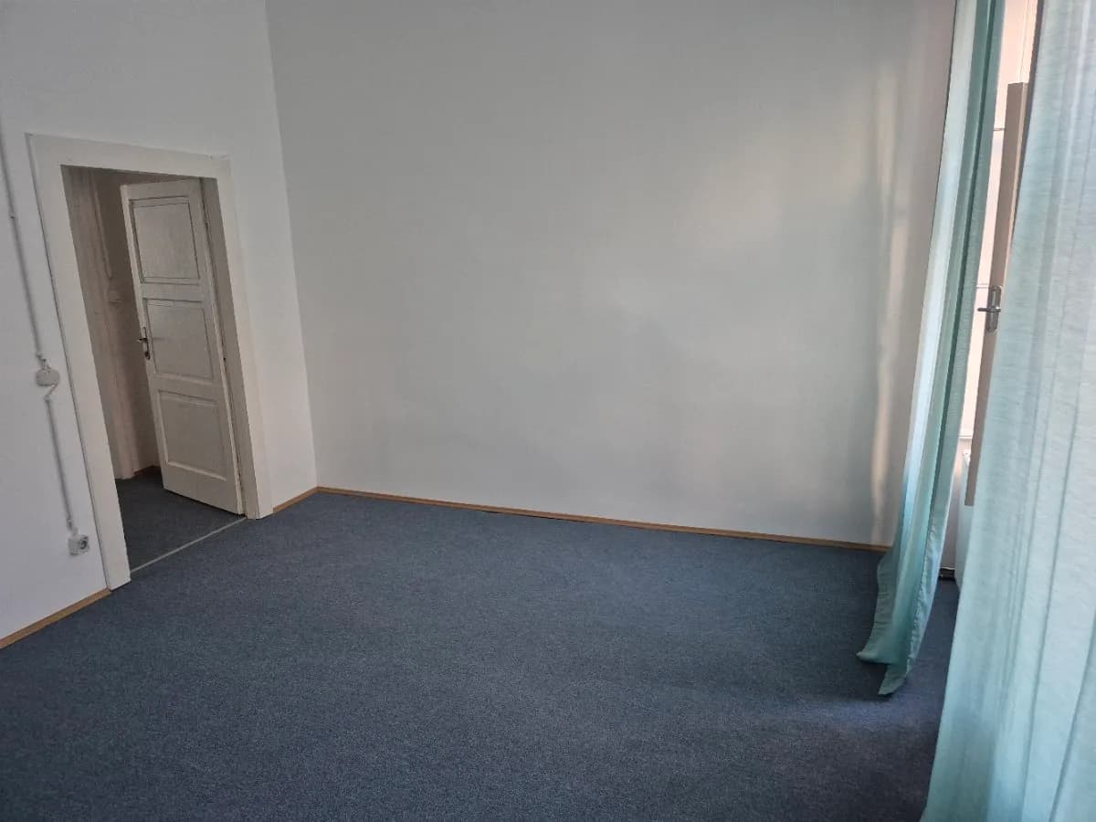 7-Zimmer-Wohnung mieten in Wien – 210 m², € 800 – Bild 19 von 24
