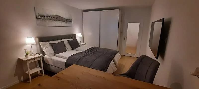 1-Zimmer-Wohnung mieten in Salzburg Stadt – 32 m², € 1.190 – Bild 1 von 5