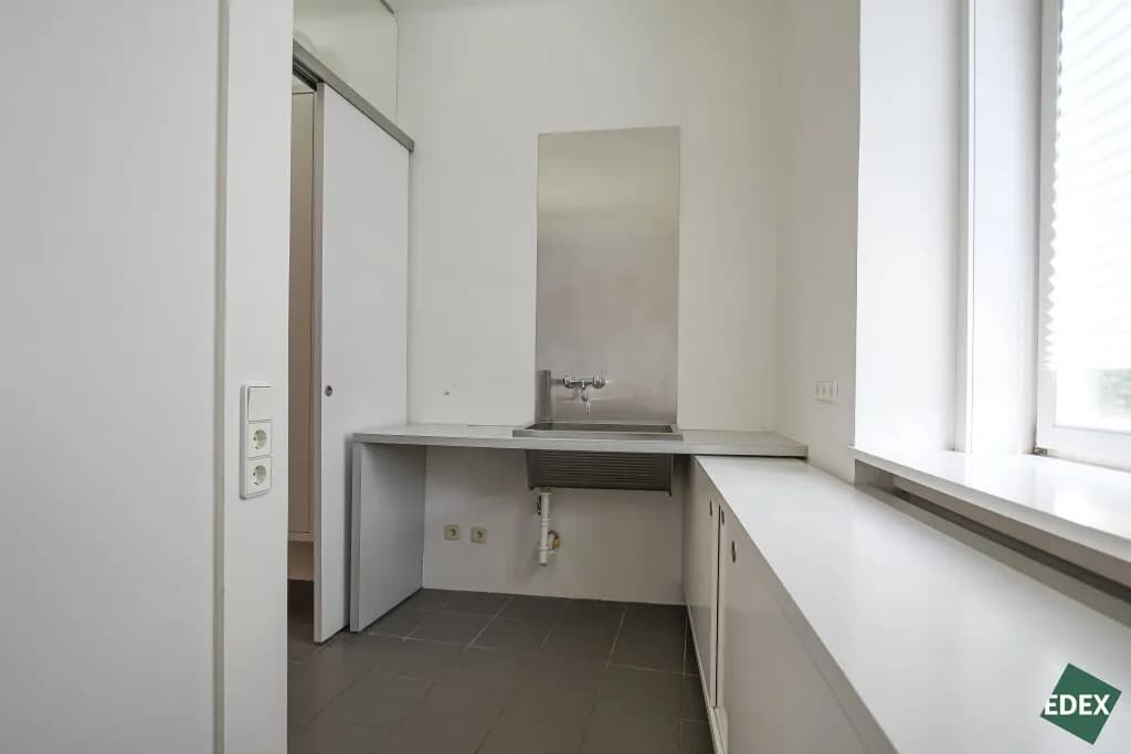 6-Zimmer-Wohnung mieten in Wien – 248,83 m², € 4.199 – Bild 18 von 29