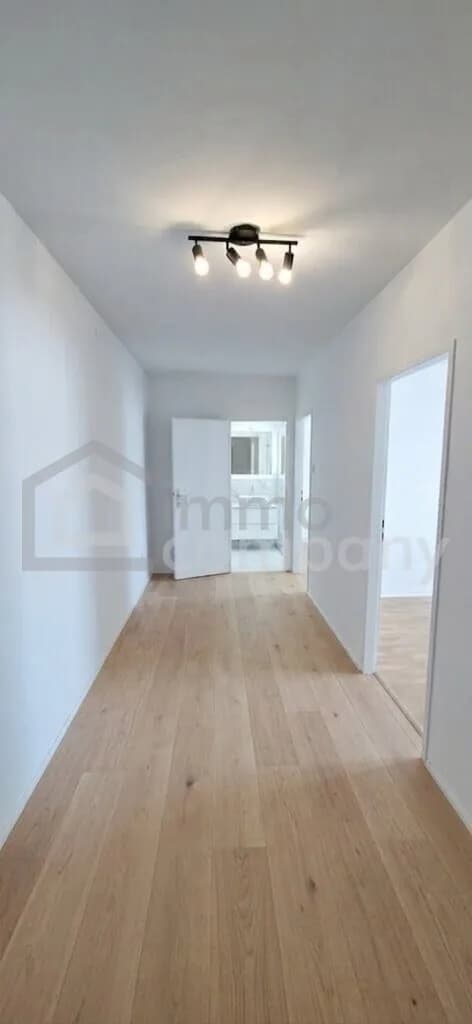 4-Zimmer-Wohnung mieten in Wien – 101 m², € 1.900 – Bild 3 von 7