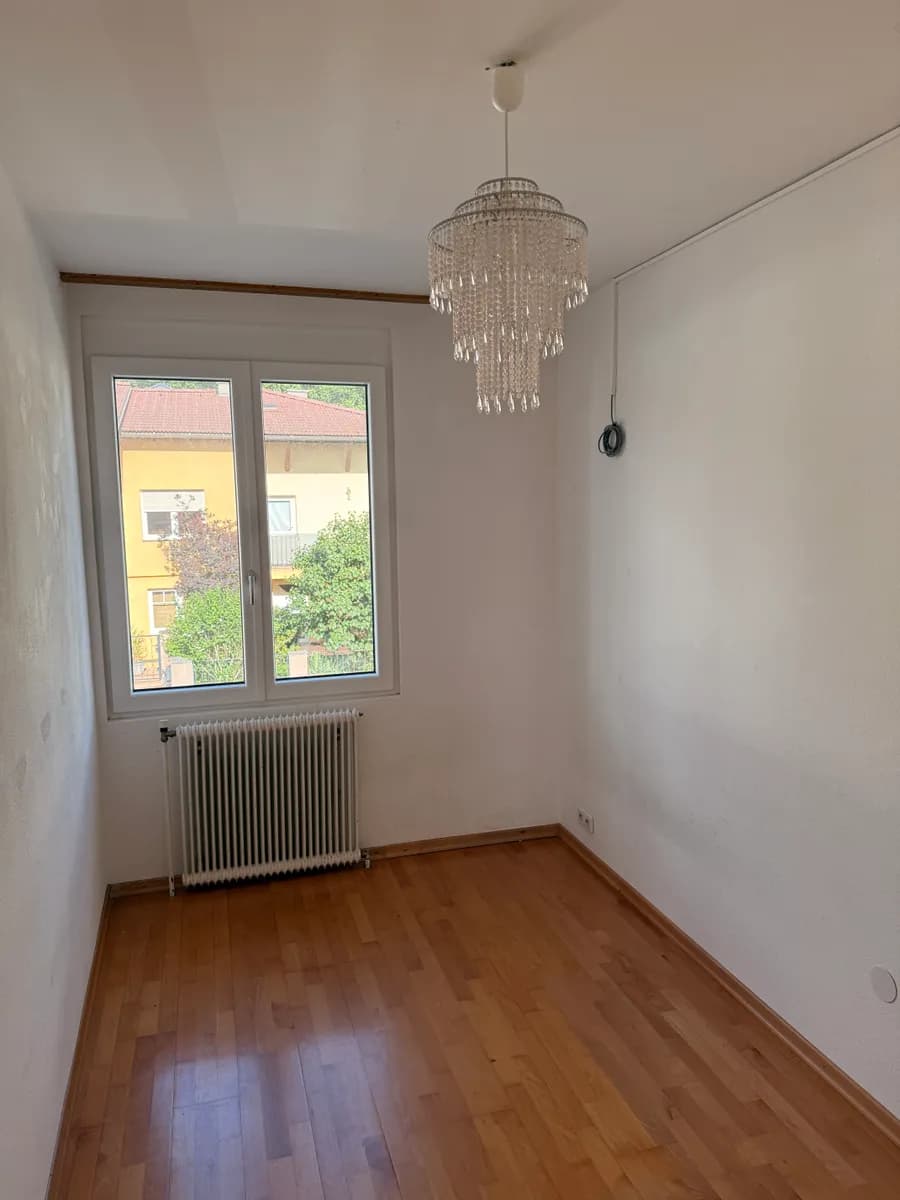8-Zimmer-Haus kaufen in Hollabrunn – 153 m², € 320.000 – Bild 11 von 19