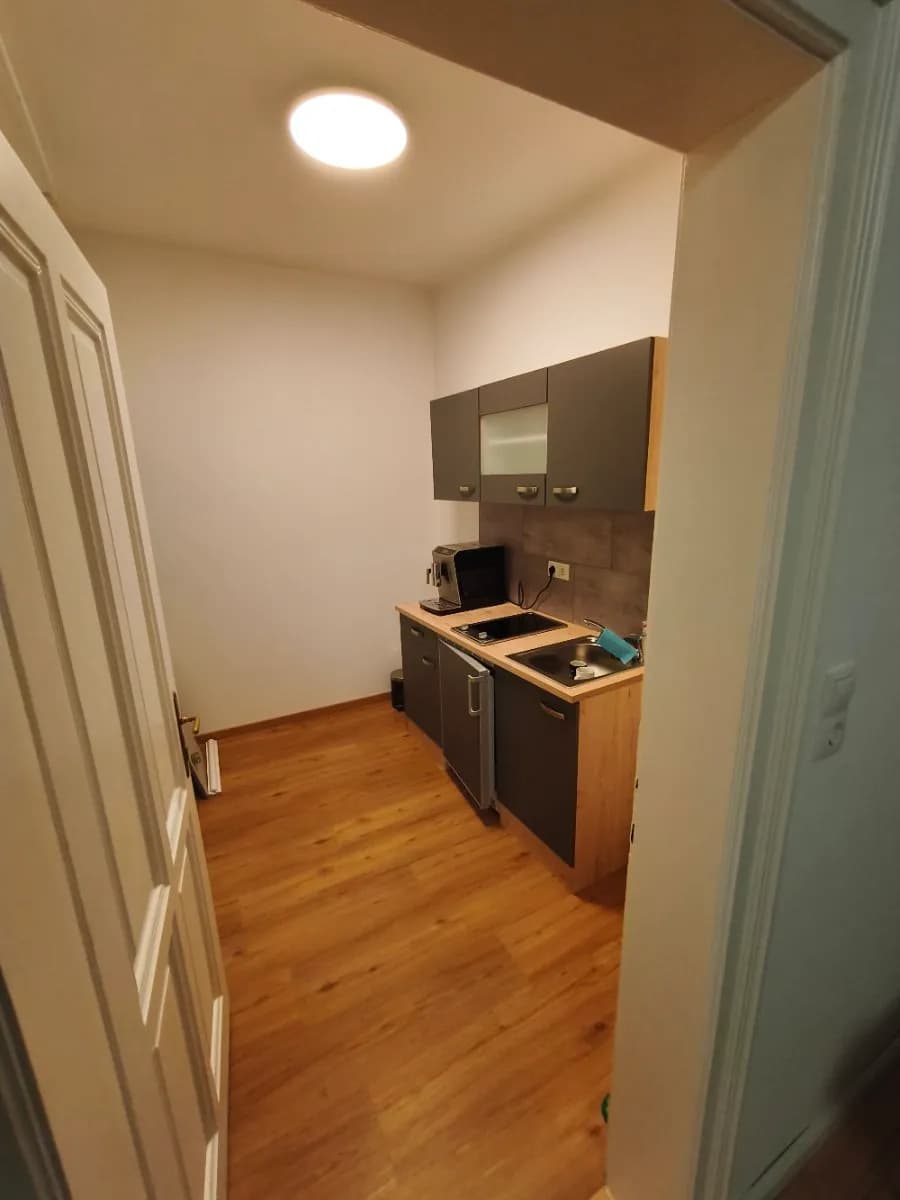 2-Zimmer-Gewerbeimmobilie mieten in Horn – 60 m², € 600 – Bild 18 von 18