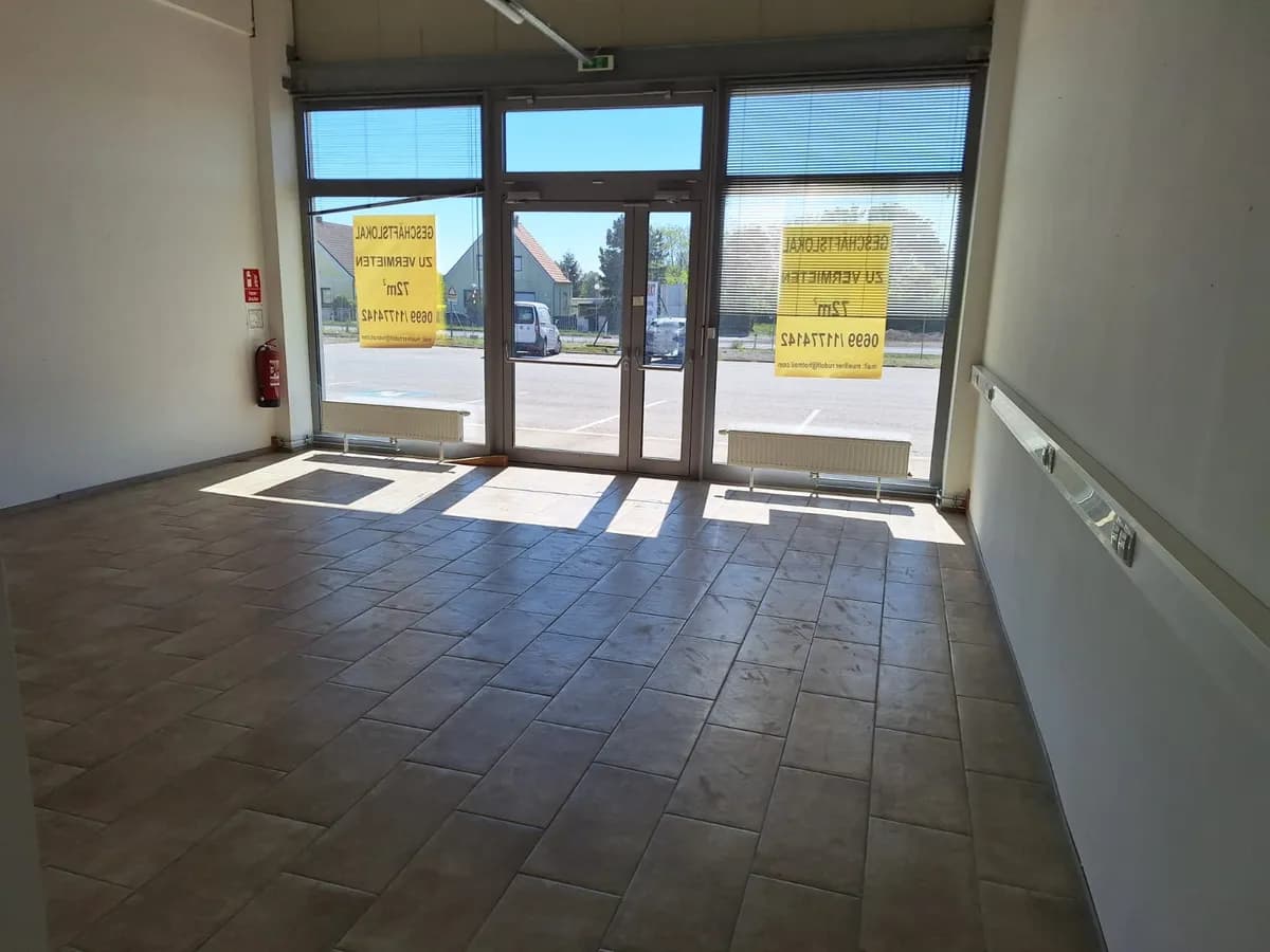 Gewerbeimmobilie mieten in Wiener Neustadt – 72 m², € 800