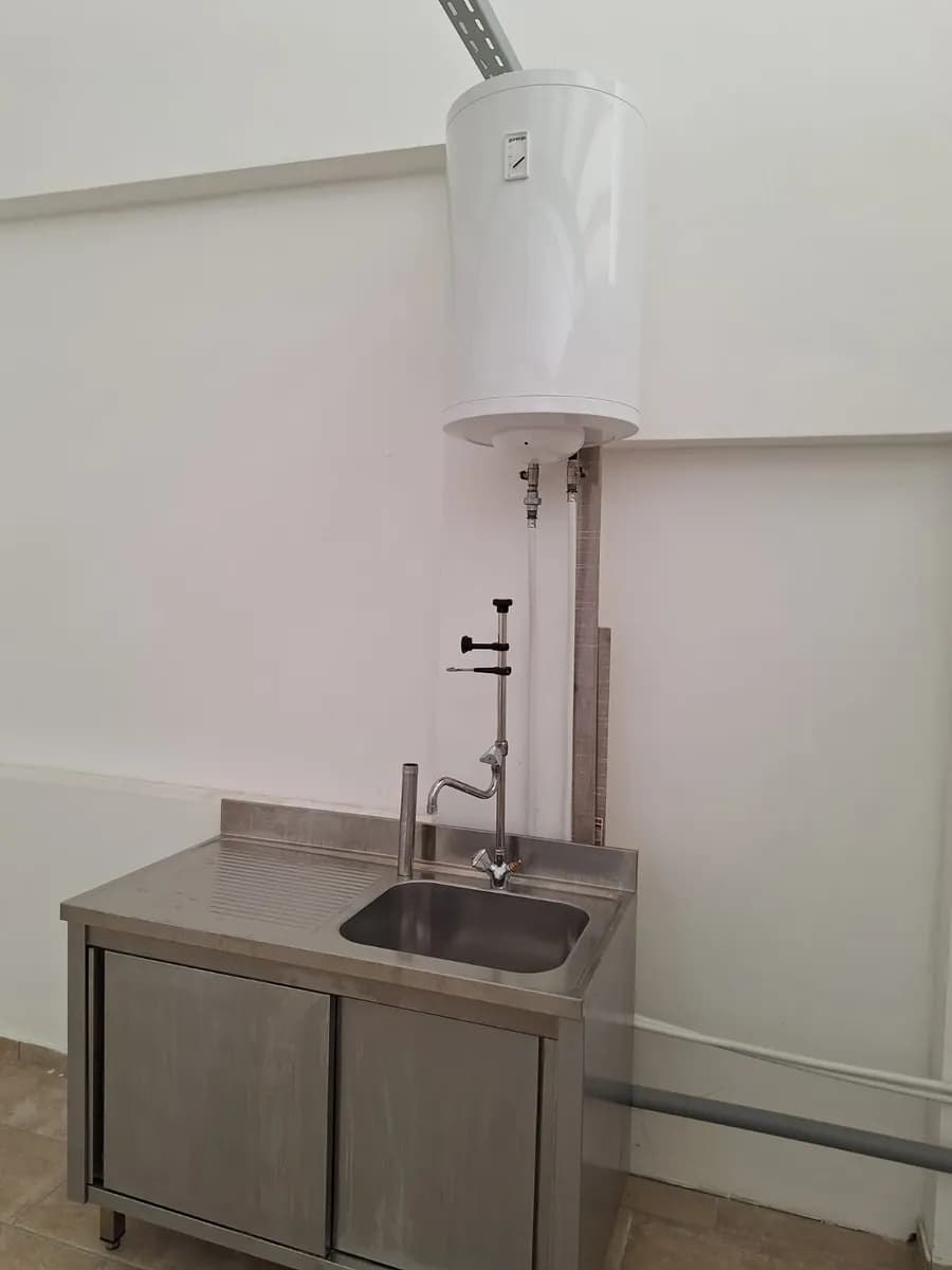 Gewerbeimmobilie mieten in Wiener Neustadt – 72 m², € 800 – Bild 8 von 14