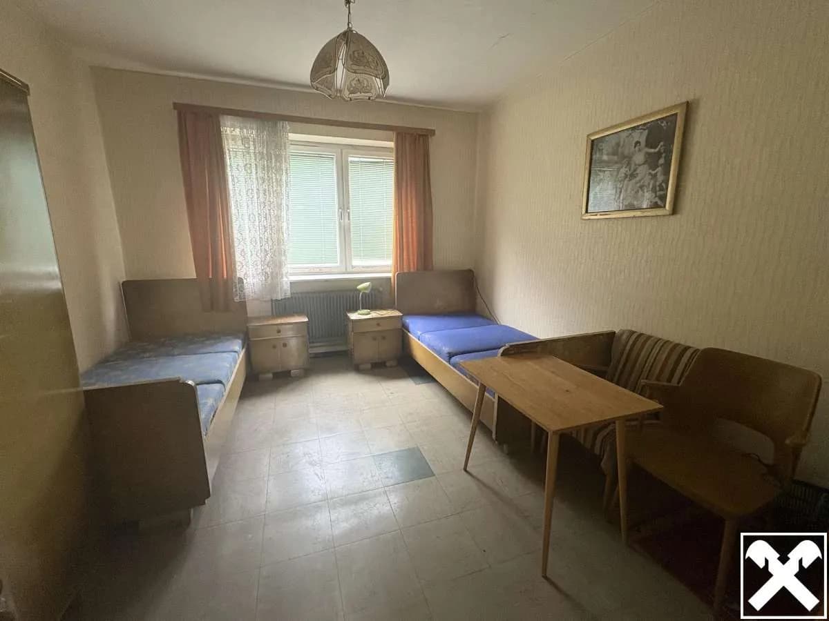 12-Zimmer-Gewerbeimmobilie kaufen in Freistadt – 260,82 m², € 249.000 – Bild 8 von 12