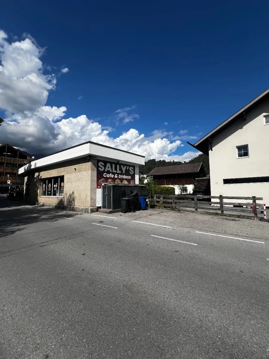 1-Zimmer-Gewerbeimmobilie mieten in Imst – 60 m², € 1.800 – Bild 2 von 18