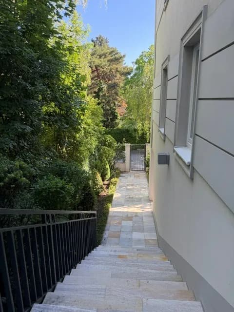 9-Zimmer-Immobilie mieten in Wien – 340 m², € 8.800 – Bild 44 von 44