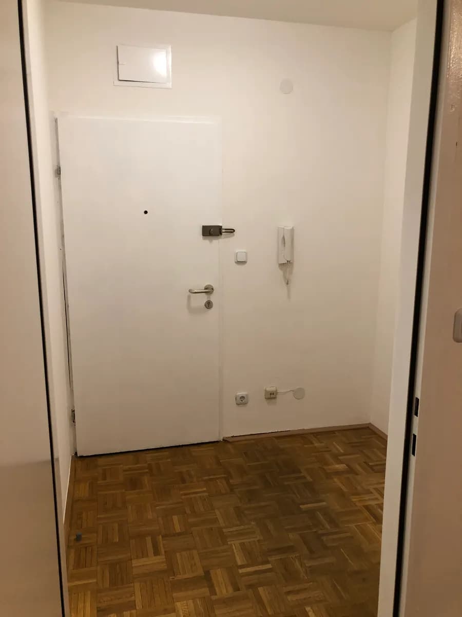 2-Zimmer-Wohnung mieten in Linz – 42 m², € 693 – Bild 5 von 7