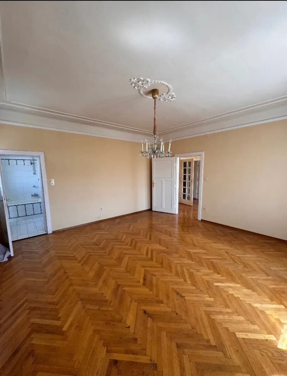 3-Zimmer-Wohnung mieten in Horn – 90 m², € 950 – Bild 2 von 3