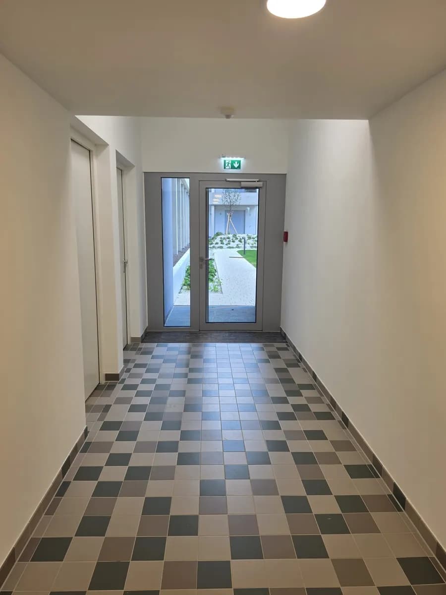 1-Zimmer-Gewerbeimmobilie mieten in Wien – 50 m², € 1.825 – Bild 16 von 28