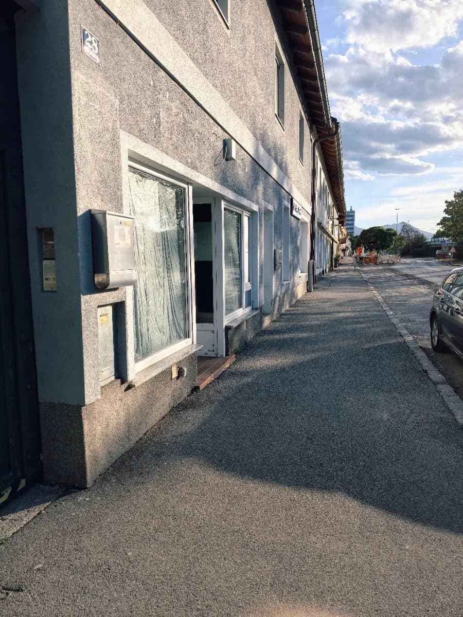 2-Zimmer-Gewerbeimmobilie mieten in Neunkirchen – 45 m², € 950