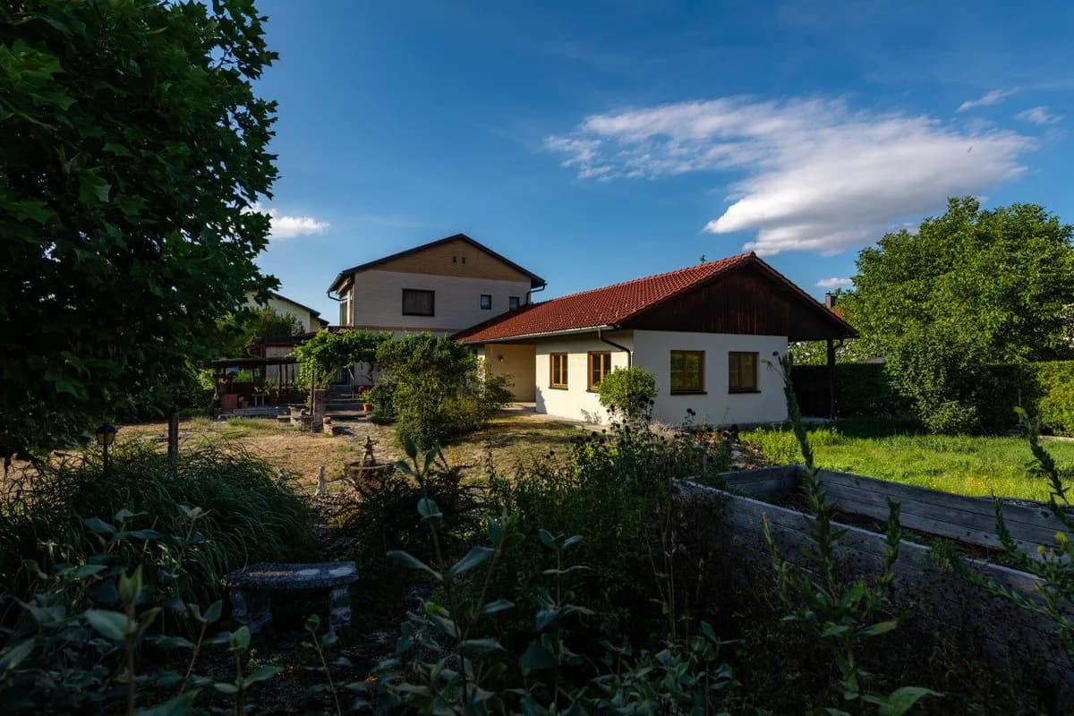 Gewerbeimmobilie kaufen in Wels-Land – 190 m², € 590.000 – Bild 2 von 5