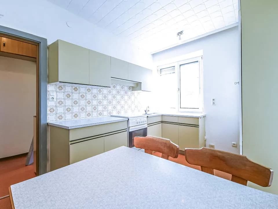 1-Zimmer-Wohnung mieten in Innsbruck – 36 m², € 950 – Bild 2 von 6