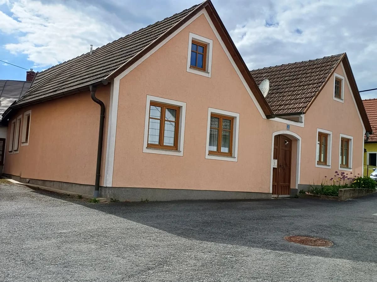 6-Zimmer-Haus kaufen in Waidhofen an der Thaya – 135 m², € 99.000 – Bild 2 von 33