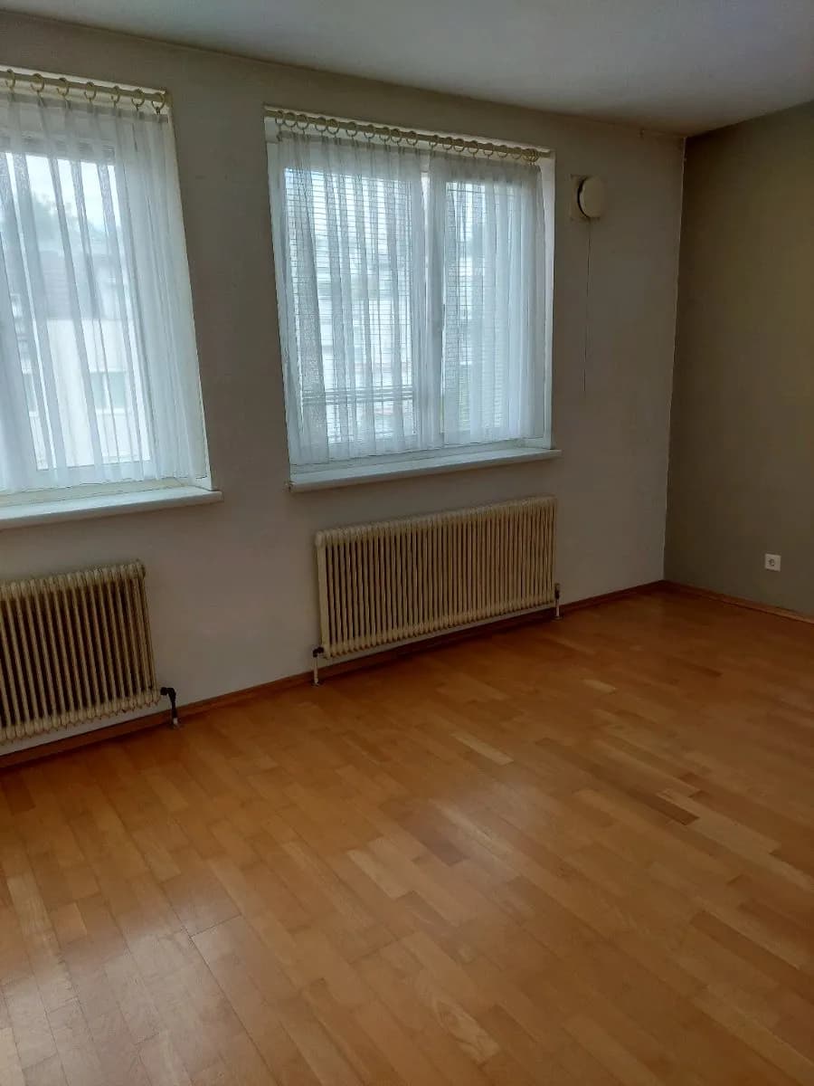 2-Zimmer-Wohnung mieten in Wien – 64 m², € 500 – Bild 11 von 11