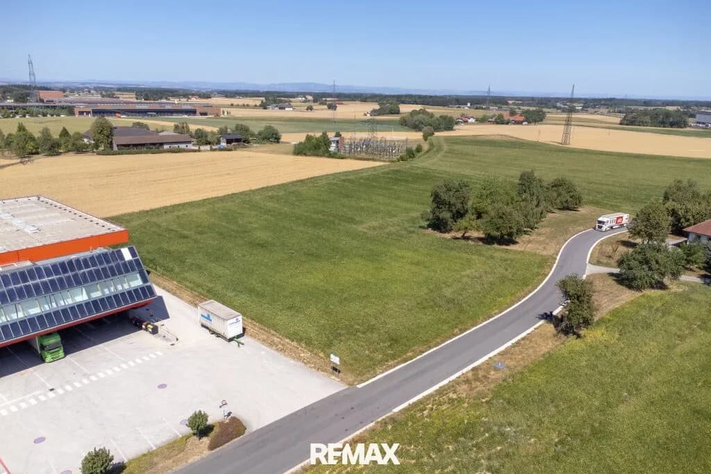 Immobilie kaufen in Wels-Land – 4 400 m², € 660.000 – Bild 6 von 8