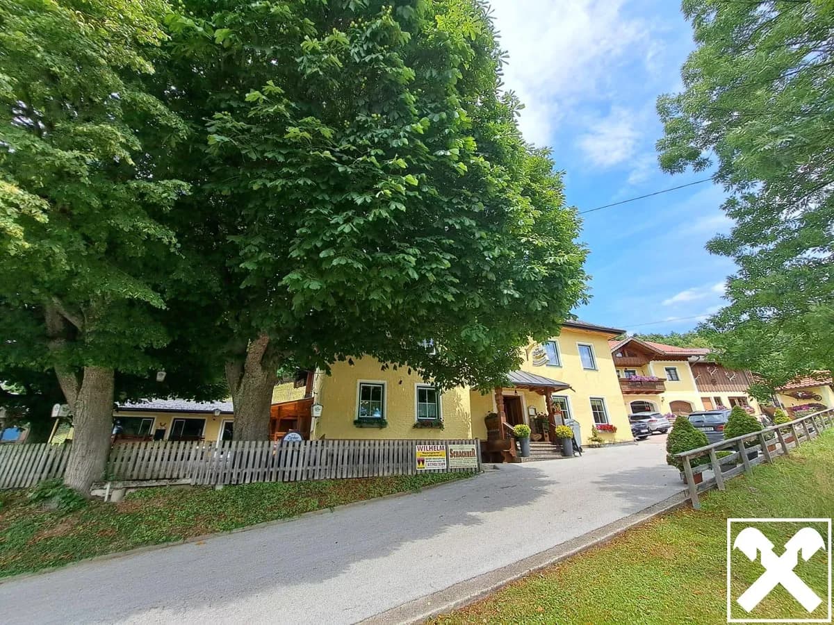 Gewerbeimmobilie kaufen in Braunau am Inn – 4 185 m², € 999.000