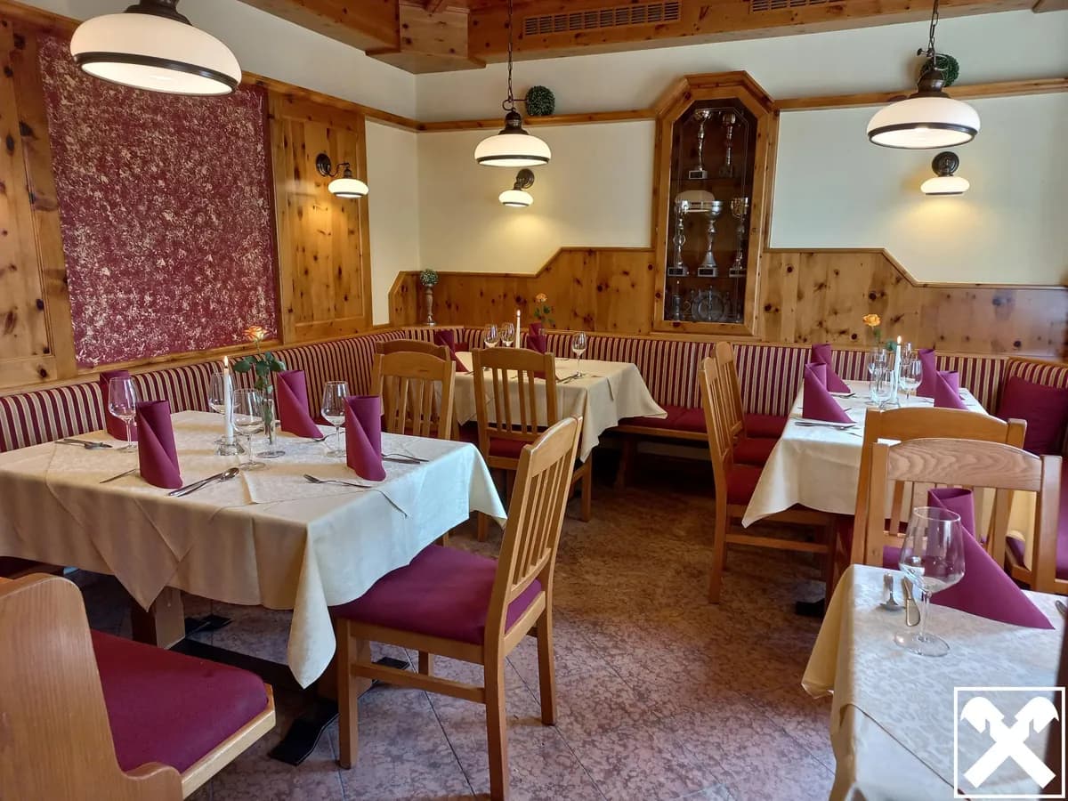Gewerbeimmobilie kaufen in Braunau am Inn – 4 185 m², € 999.000 – Bild 7 von 9