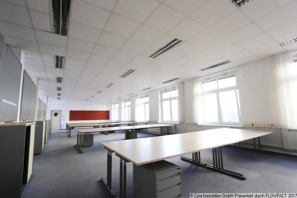 Gewerbeimmobilie mieten in Linz – 2 000 m², € 28.050 – Bild 4 von 17