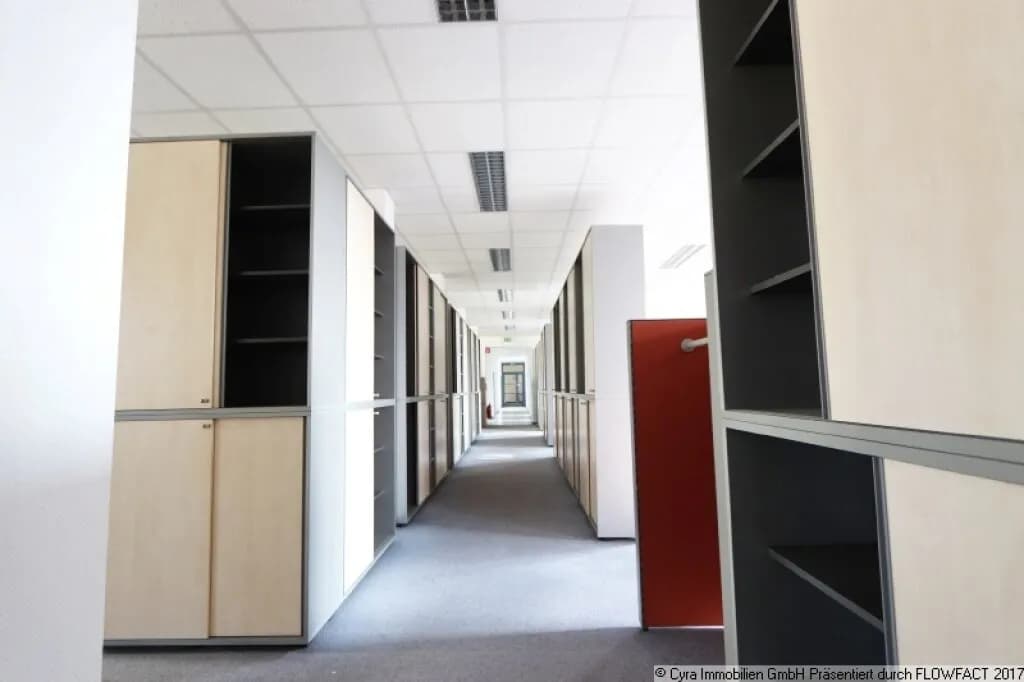 Gewerbeimmobilie mieten in Linz – 2 000 m², € 28.050 – Bild 6 von 17