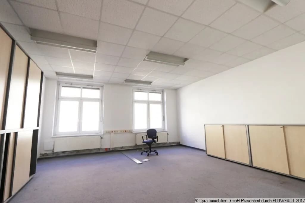 Gewerbeimmobilie mieten in Linz – 2 000 m², € 28.050 – Bild 8 von 17