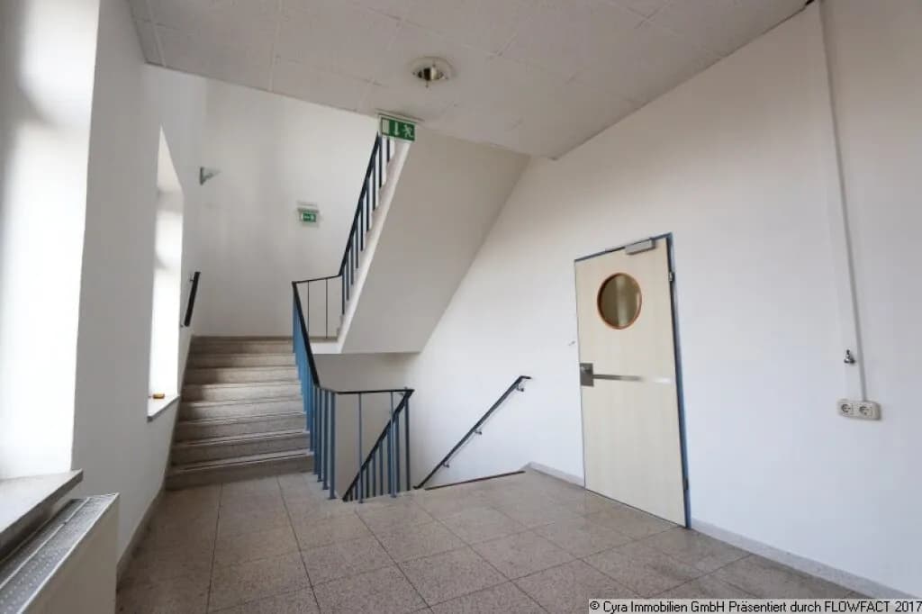 Gewerbeimmobilie mieten in Linz – 2 000 m², € 28.050 – Bild 12 von 17
