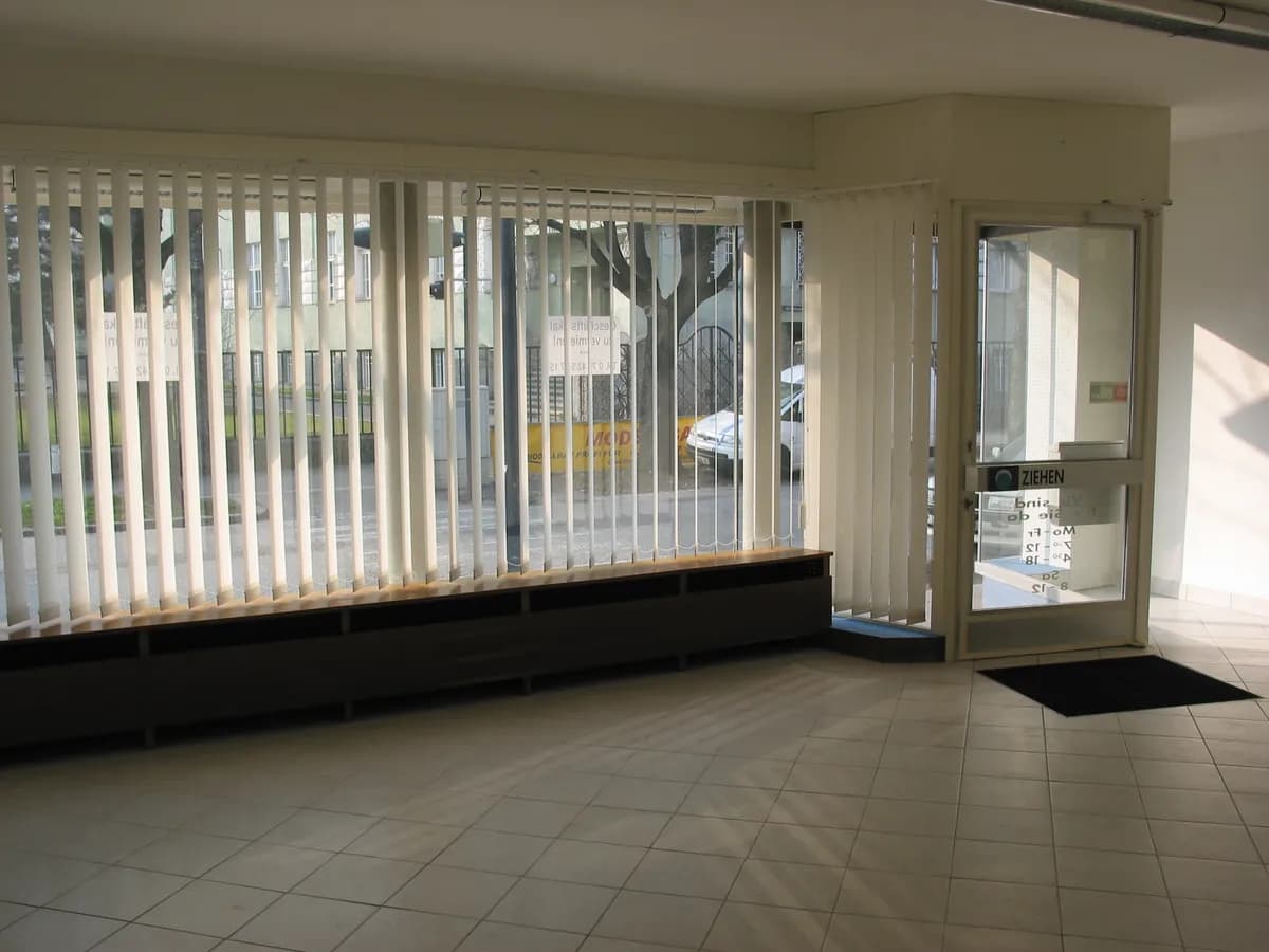 2-Zimmer-Gewerbeimmobilie mieten in Wels – 60 m², € 530 – Bild 4 von 11