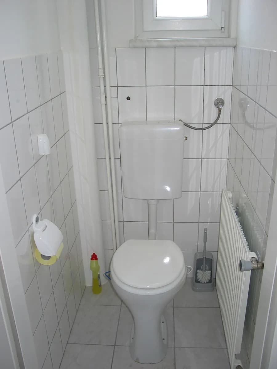 2-Zimmer-Gewerbeimmobilie mieten in Wels – 60 m², € 530 – Bild 10 von 11